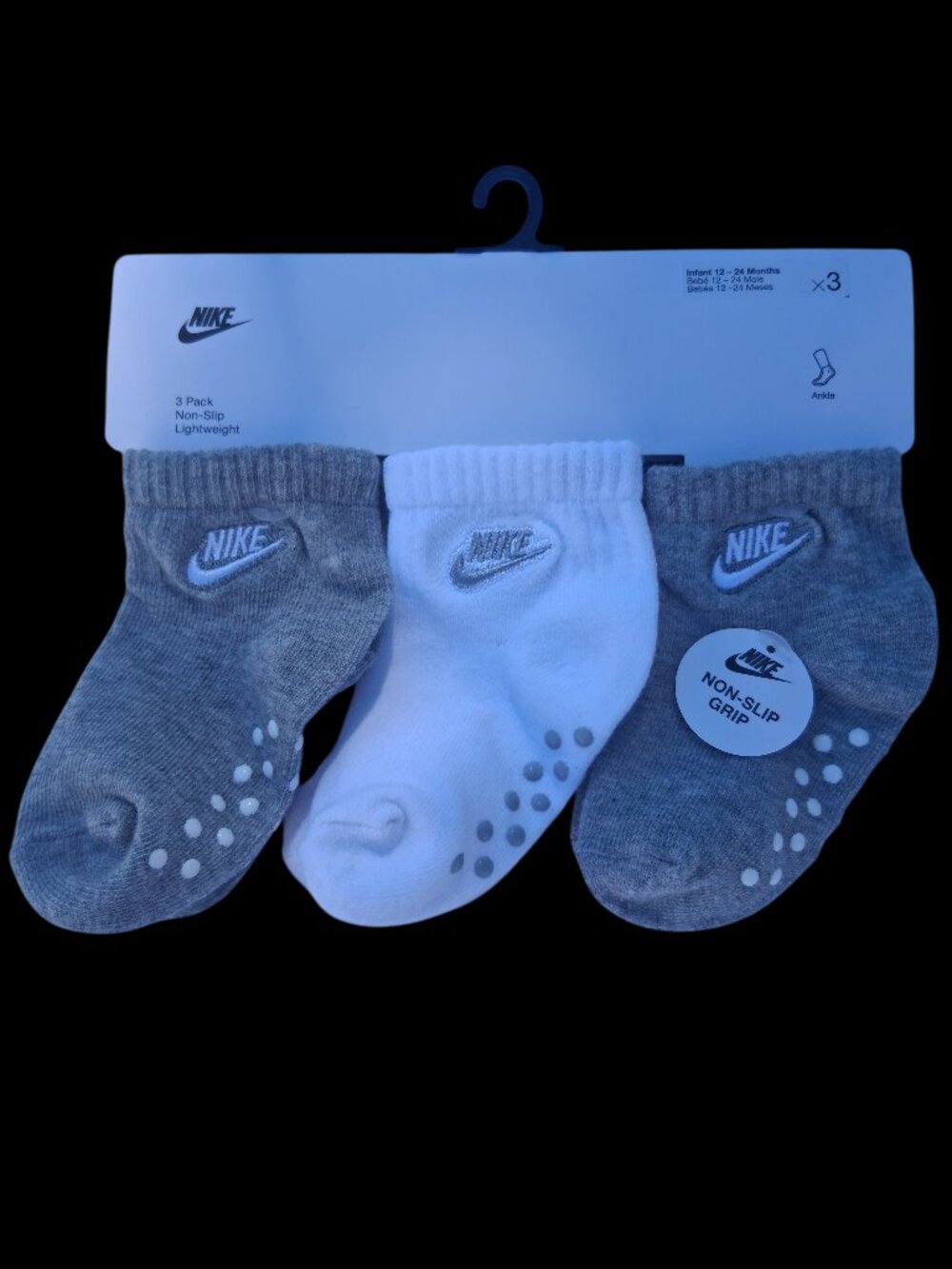 NWT Nike 3-Pack Non-Slip Grip Ankle Socks 12-24 Months Gray & White